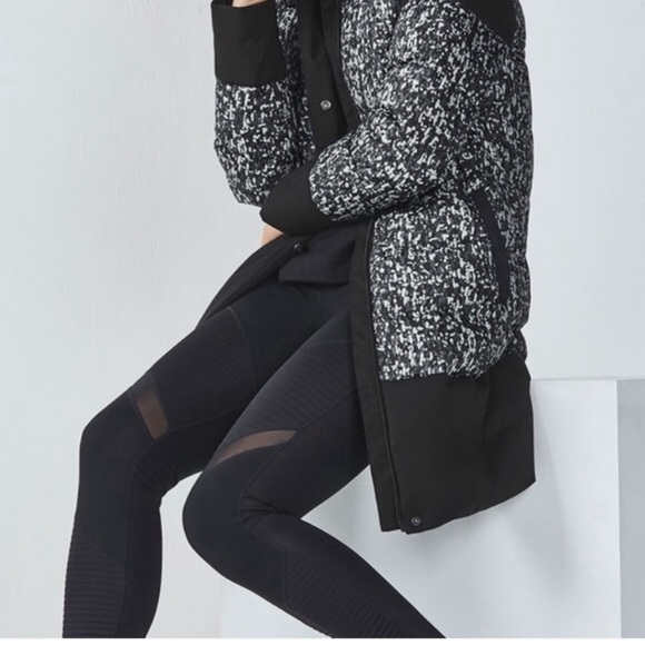 Fabletics Down Puffer Coat Waco Mid length - Picture 2 of 5